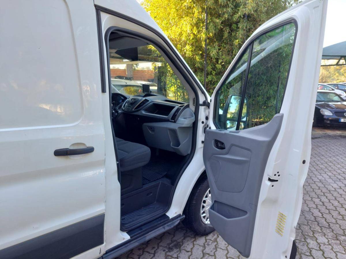 ford-transit-2015-diesel-2200cc