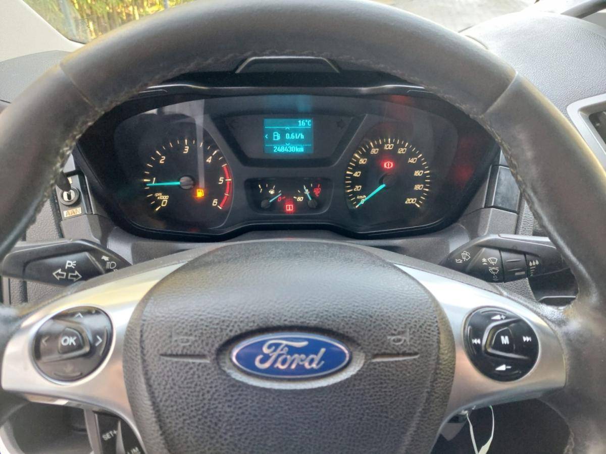 ford-transit-2015-diesel-2200cc