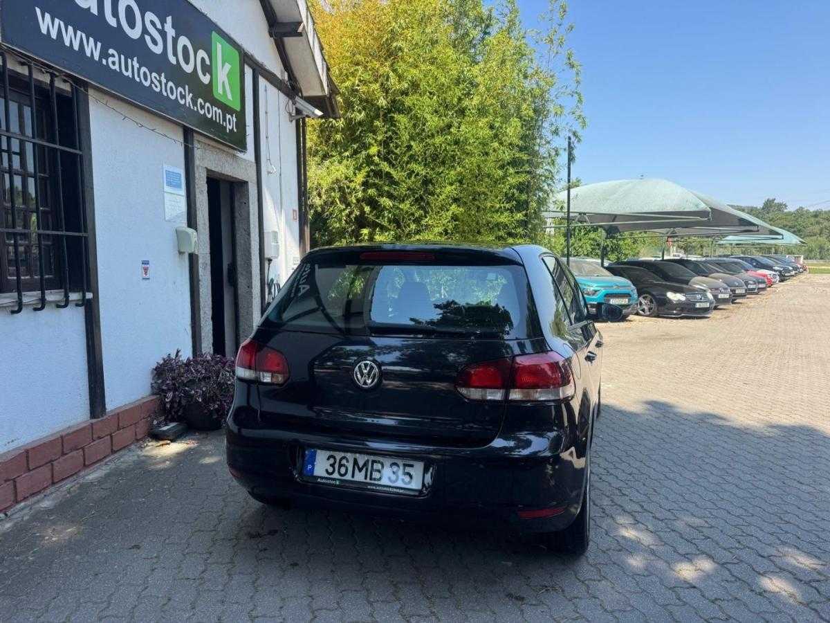volkswagen-golf-2011-diesel-1598cc