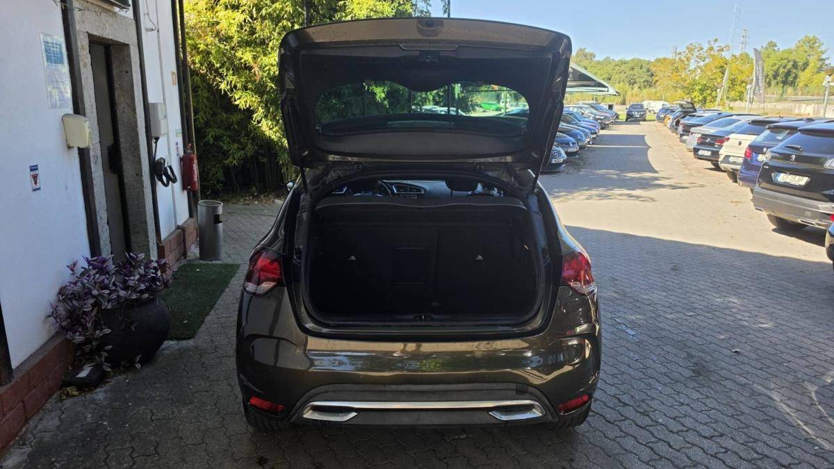 citroen-ds4-2012-diesel-1560cc