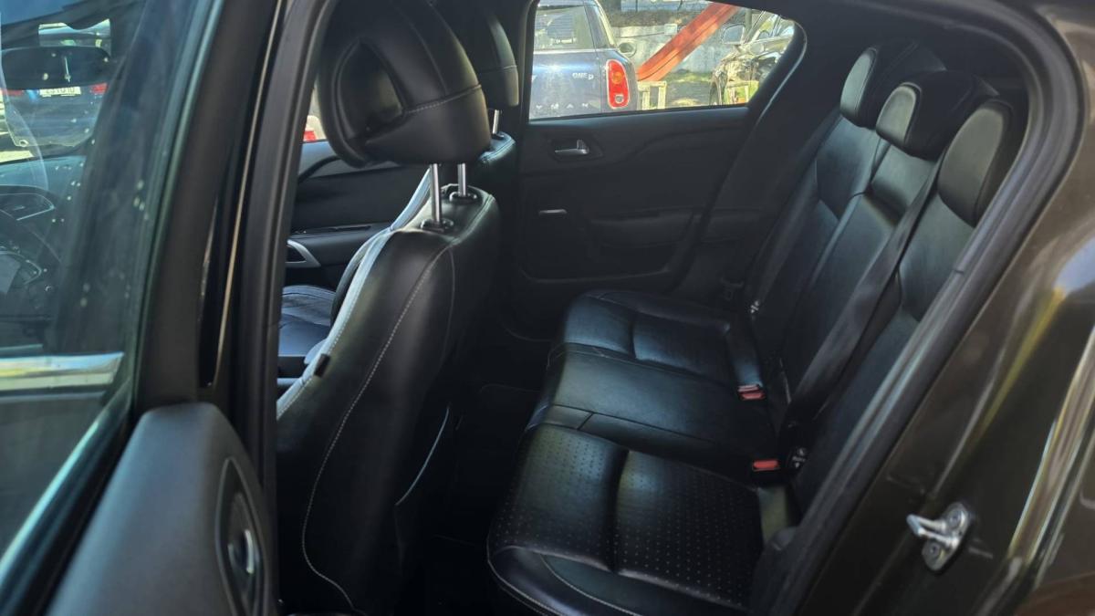 citroen-ds4-2012-diesel-1560cc