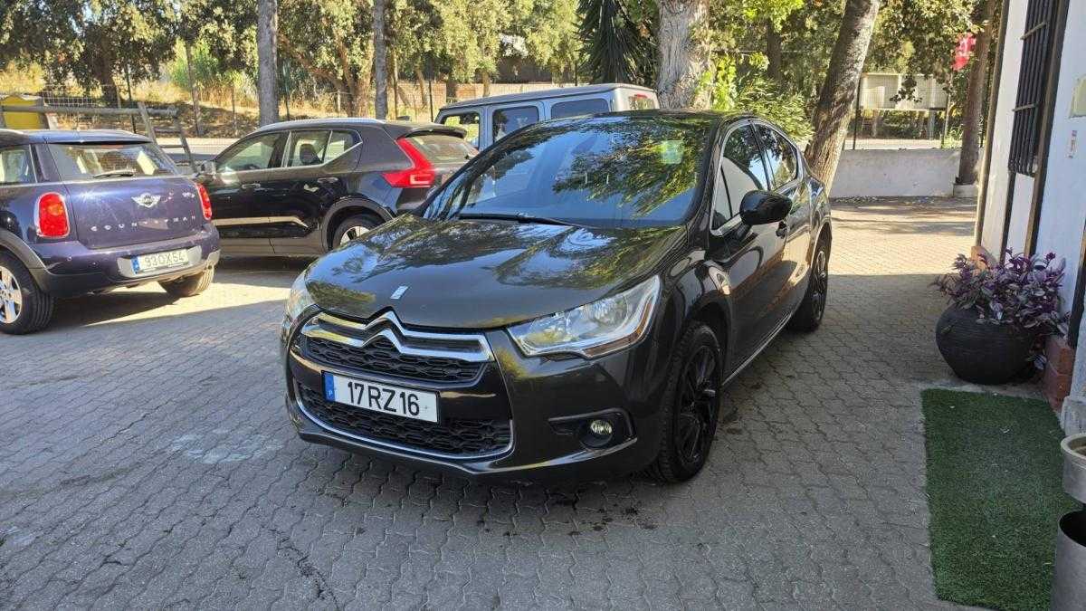 citroen-ds4-2012-diesel-1560cc