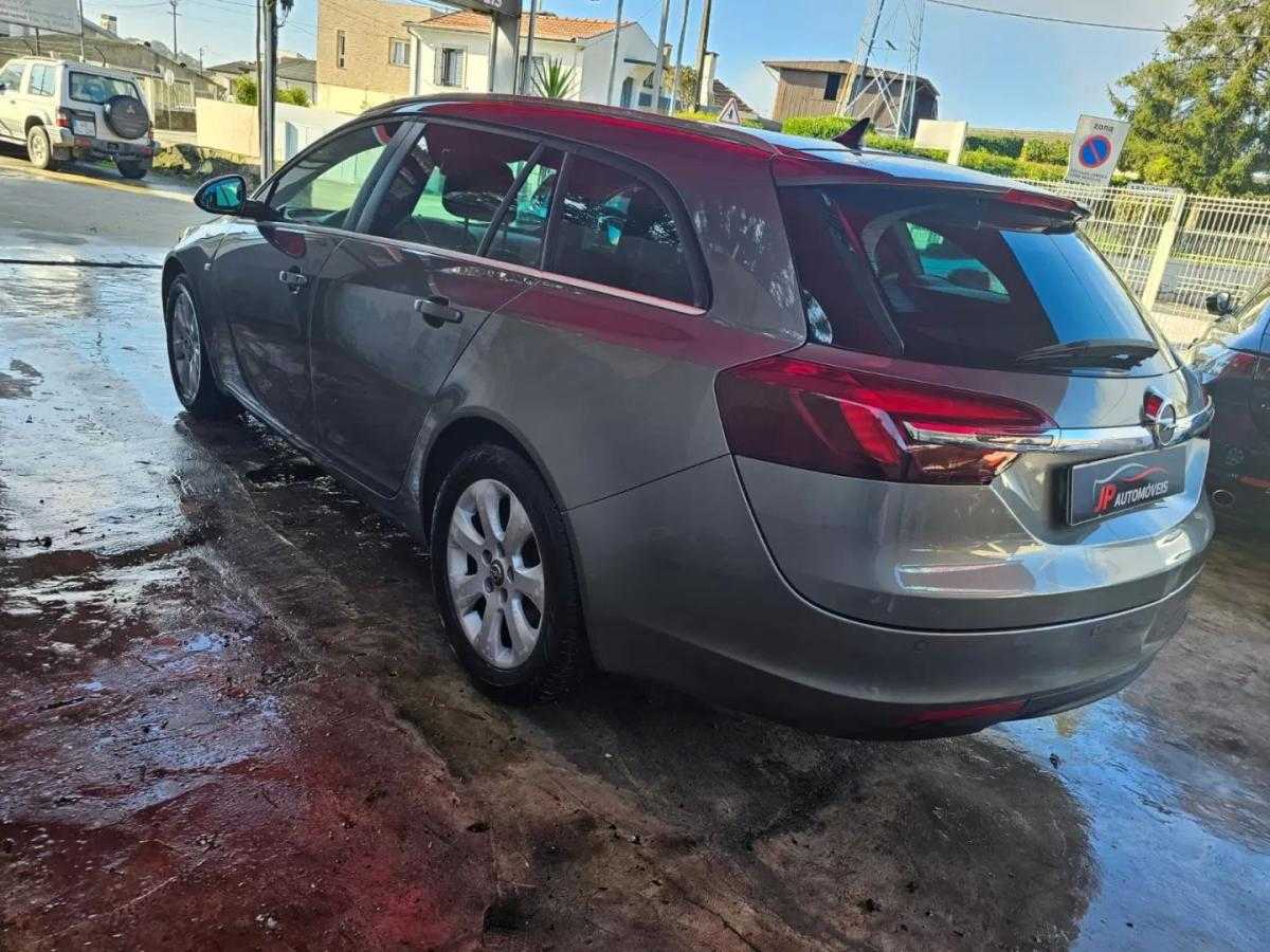 opel-insignia-sports-tourer-2017-diesel-1598cc