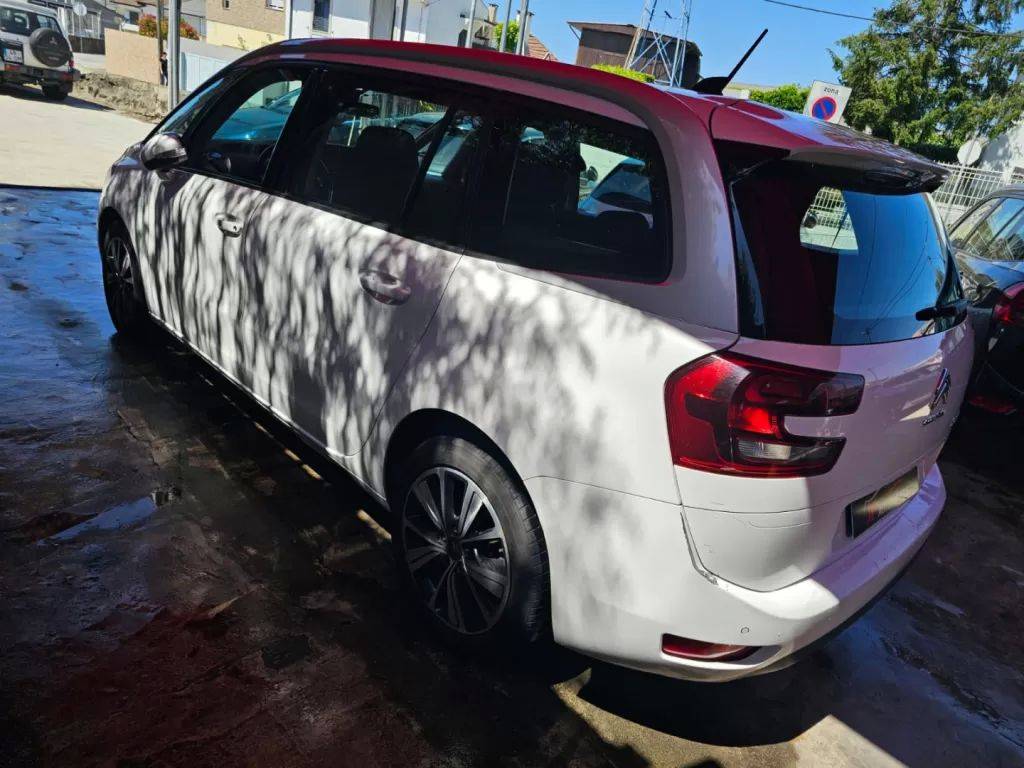 citroen-c4-grand-picasso-2018-diesel-1560cc