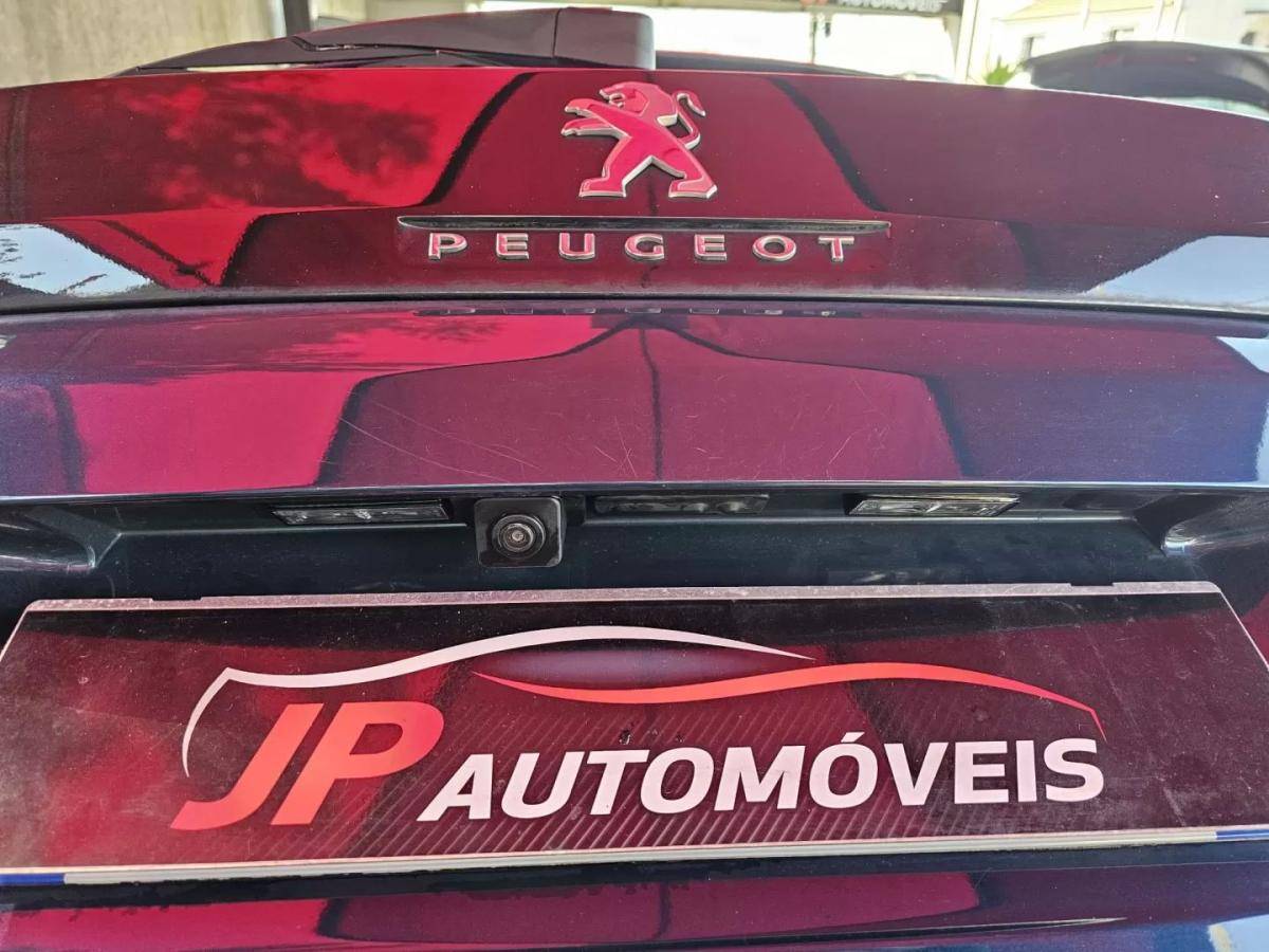 peugeot-3008-2022-hibrido-1598cc