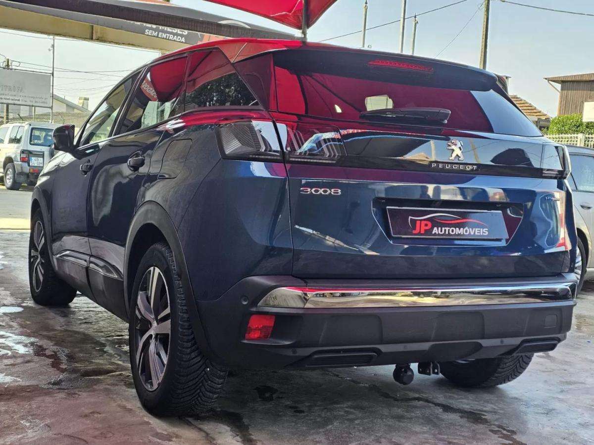 peugeot-3008-2022-hibrido-1598cc
