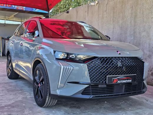 ds-ds-7-crossback-2023-hibrido-1598cc