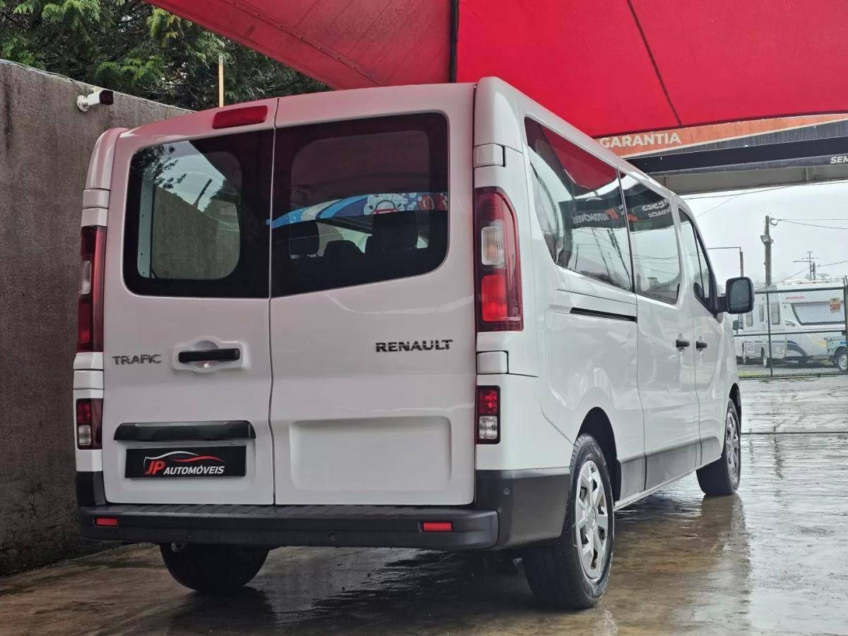 renault-trafic-2021-diesel-1997cc
