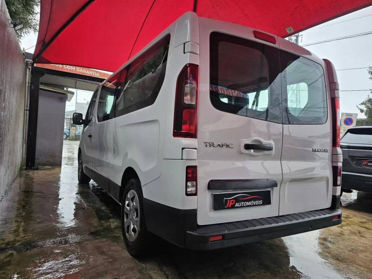 renault-trafic-2021-diesel-1997cc