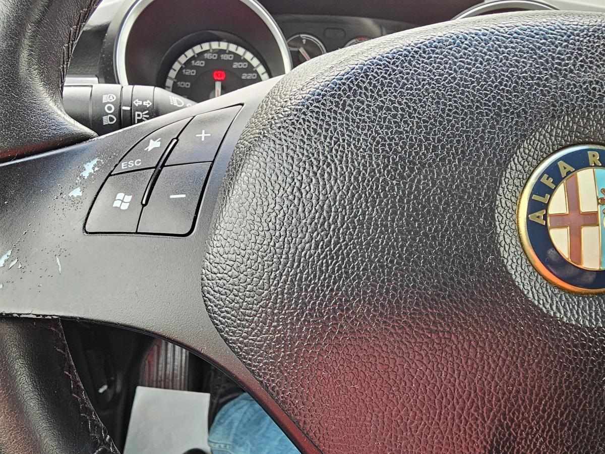 alfa-romeo-giulietta-2012-diesel-1598cc