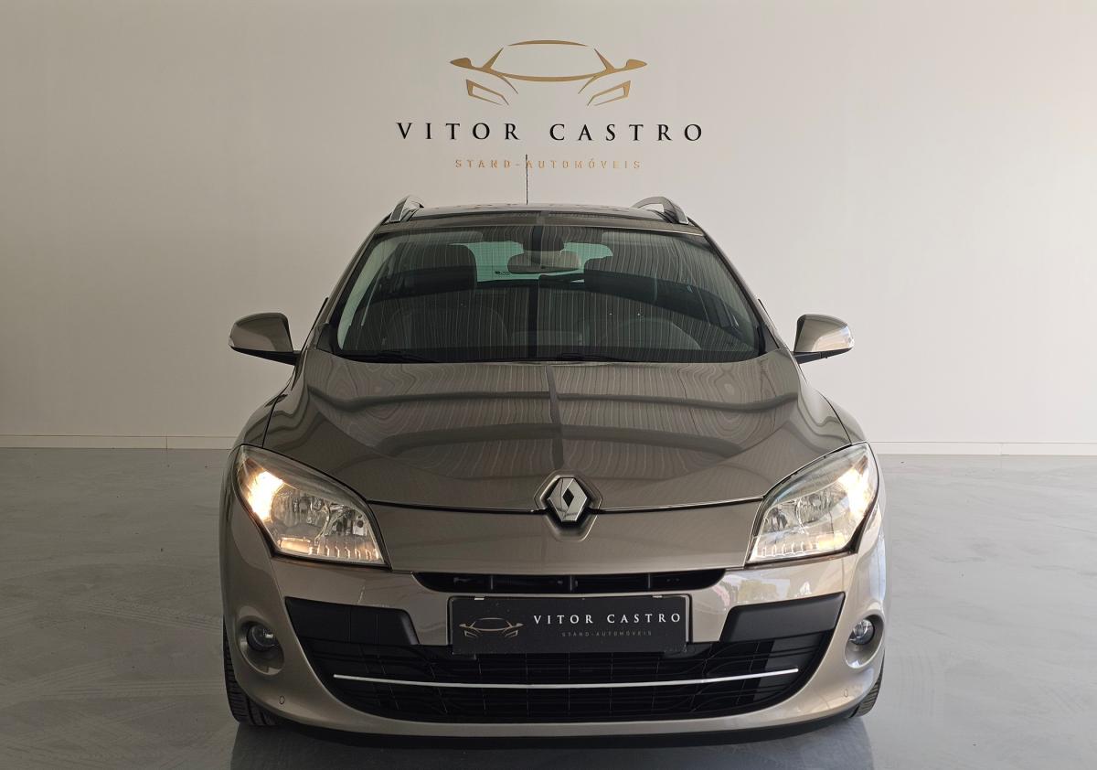 renault-megane-sport-tourer-2010-diesel-1461cc
