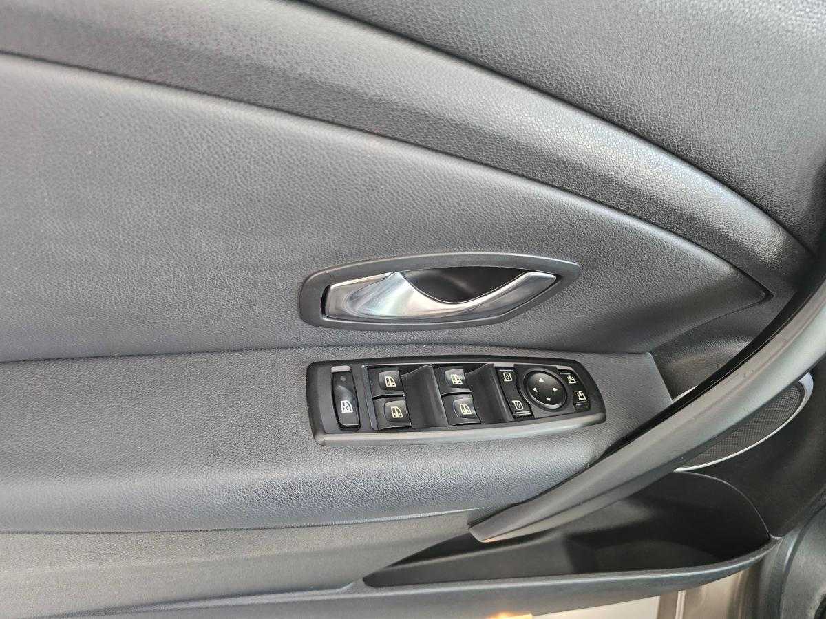 renault-megane-sport-tourer-2010-diesel-1461cc