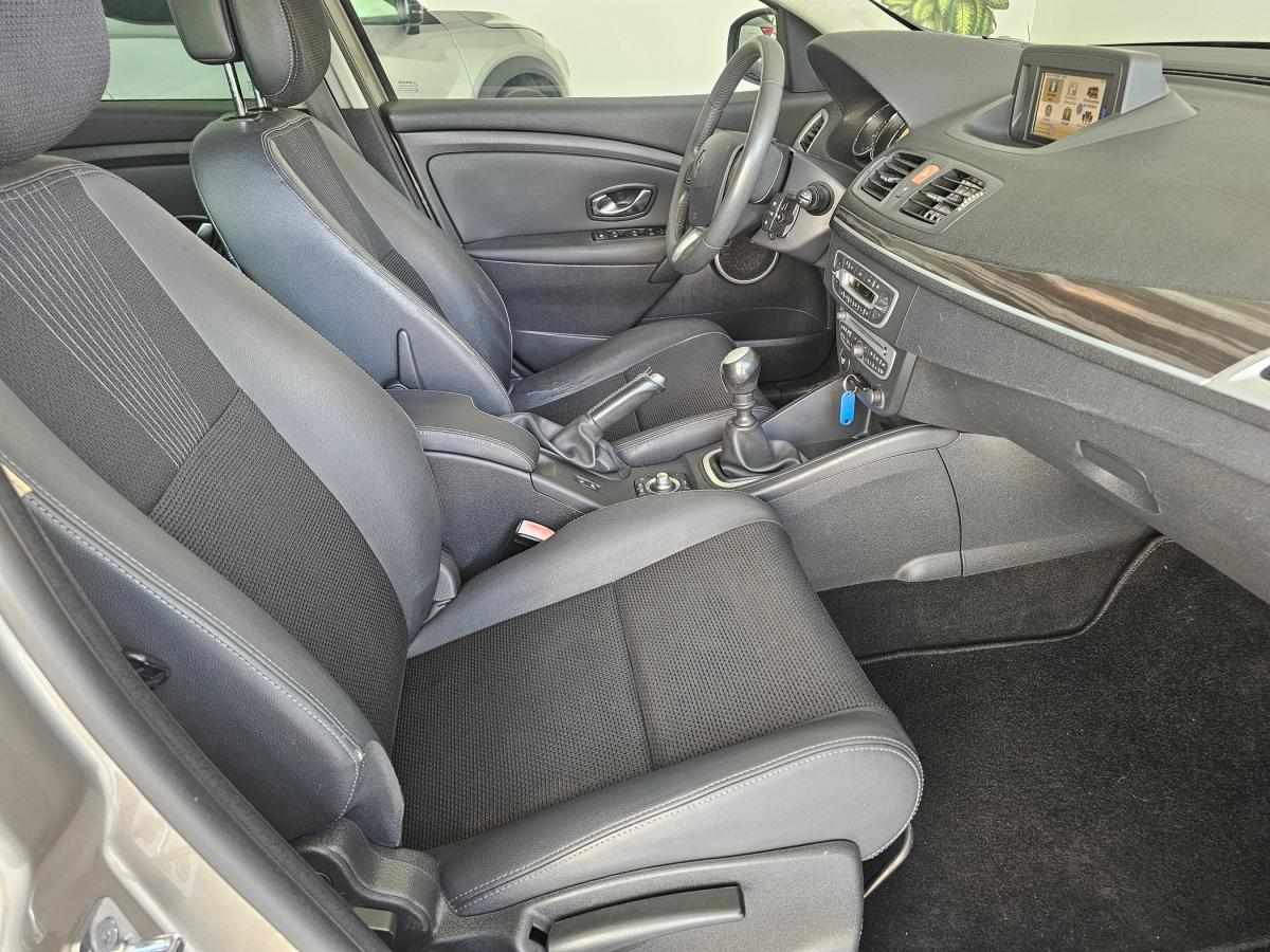 renault-megane-sport-tourer-2010-diesel-1461cc