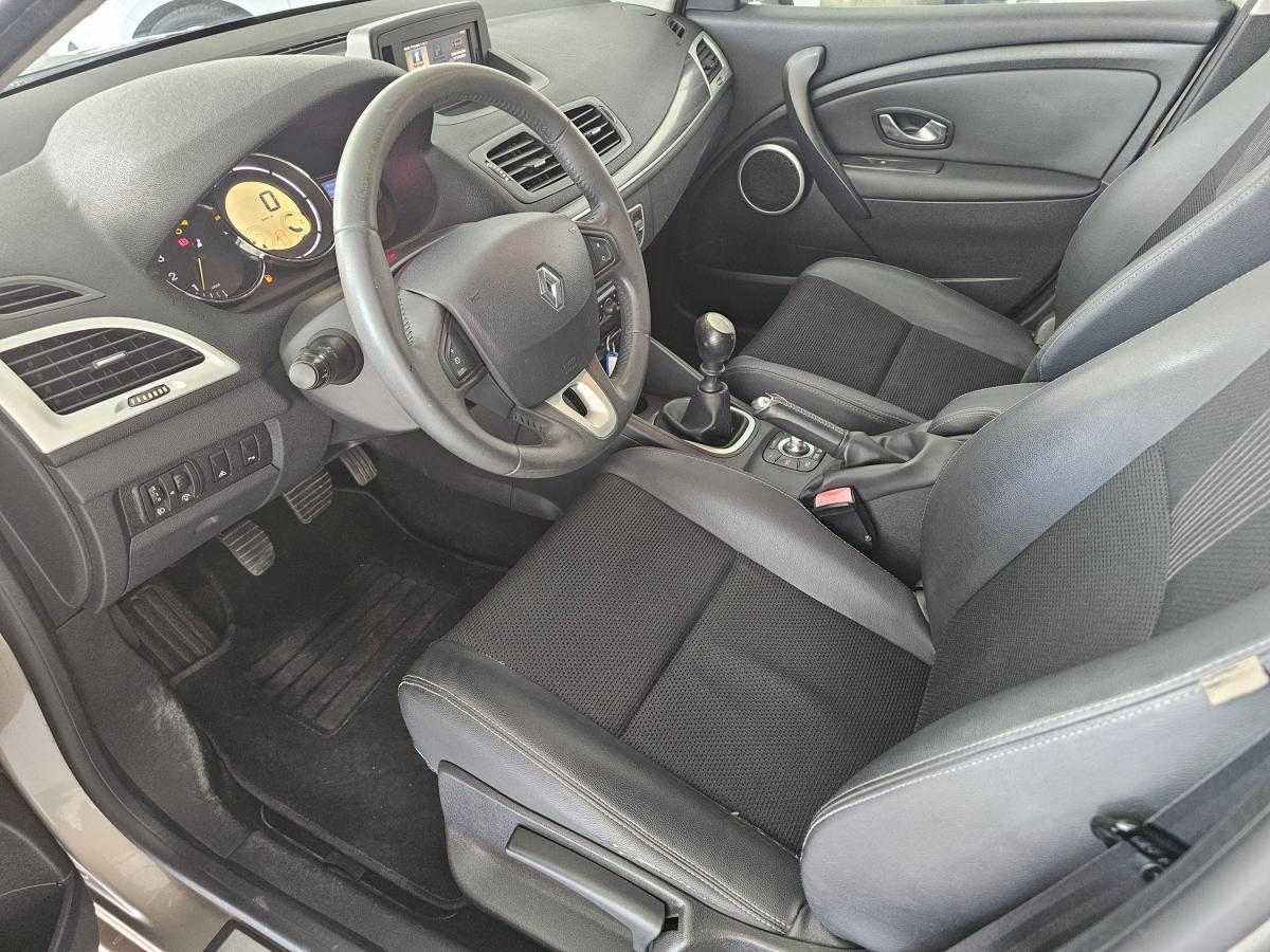 renault-megane-sport-tourer-2010-diesel-1461cc