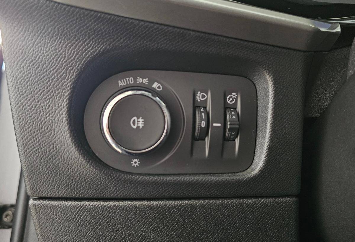 opel-mokka-2023-gasolina-1199cc