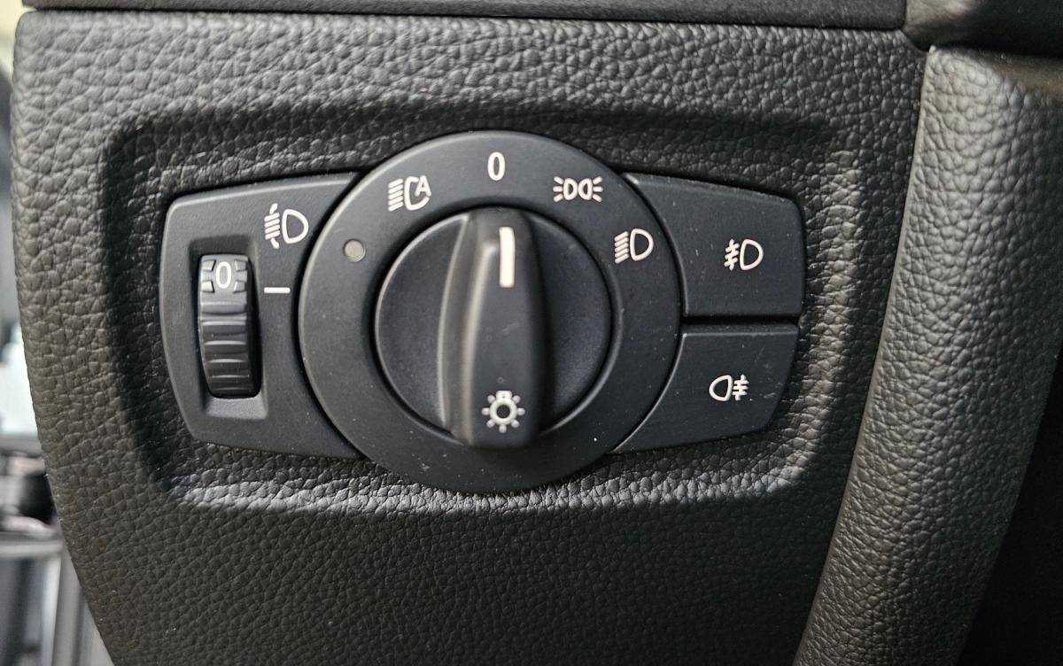 bmw-serie-1-2010-diesel-1995cc