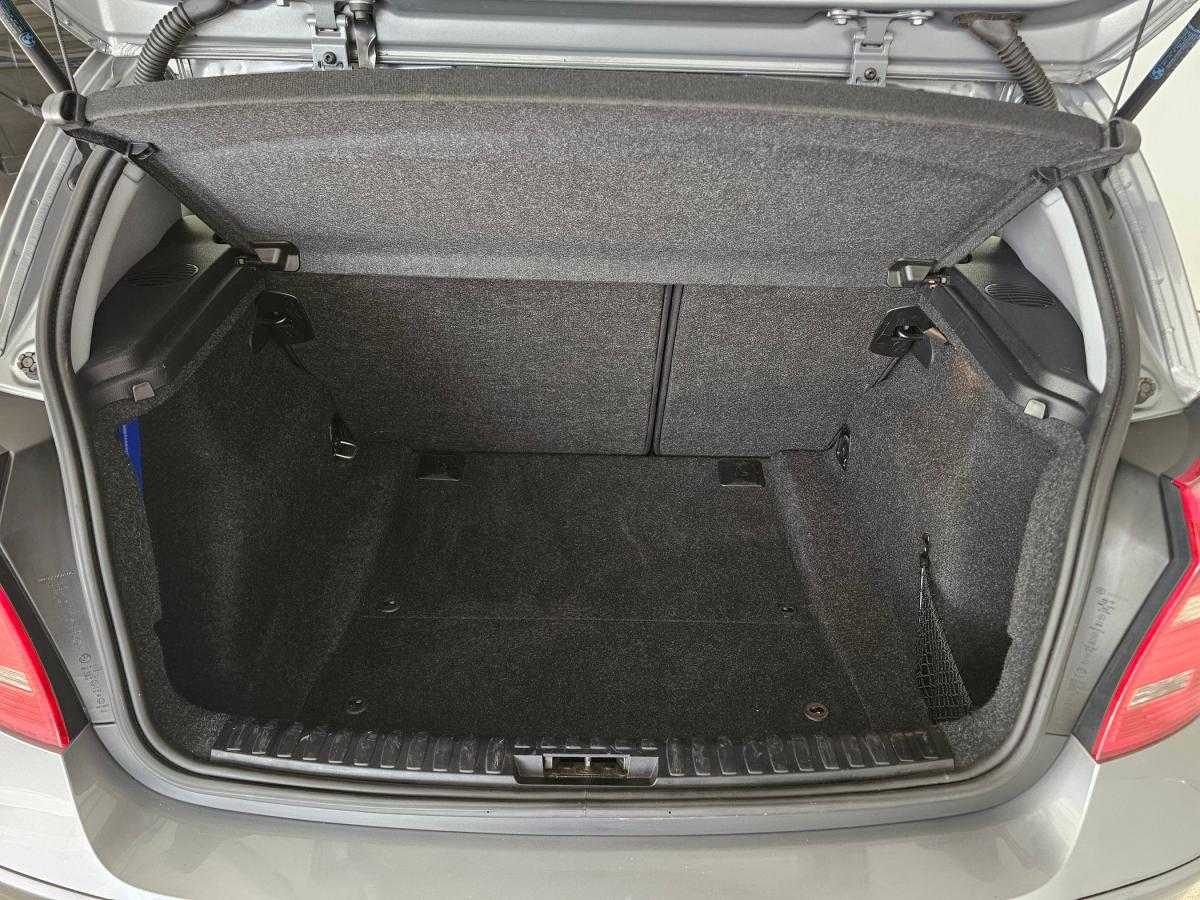 bmw-serie-1-2010-diesel-1995cc
