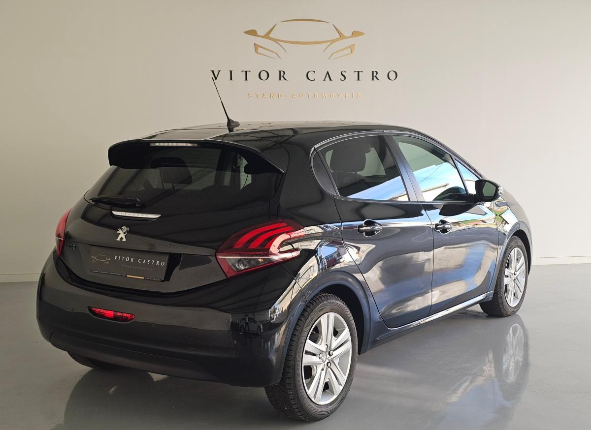 peugeot-208-2019-gasolina-1199cc