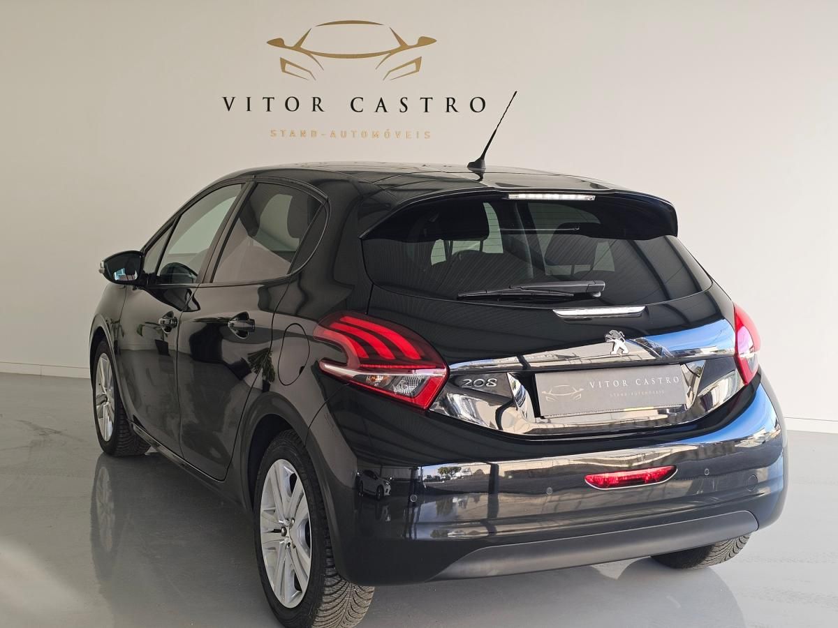 peugeot-208-2019-gasolina-1199cc