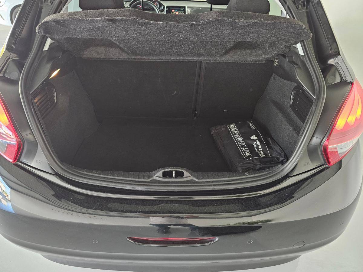 peugeot-208-2019-gasolina-1199cc