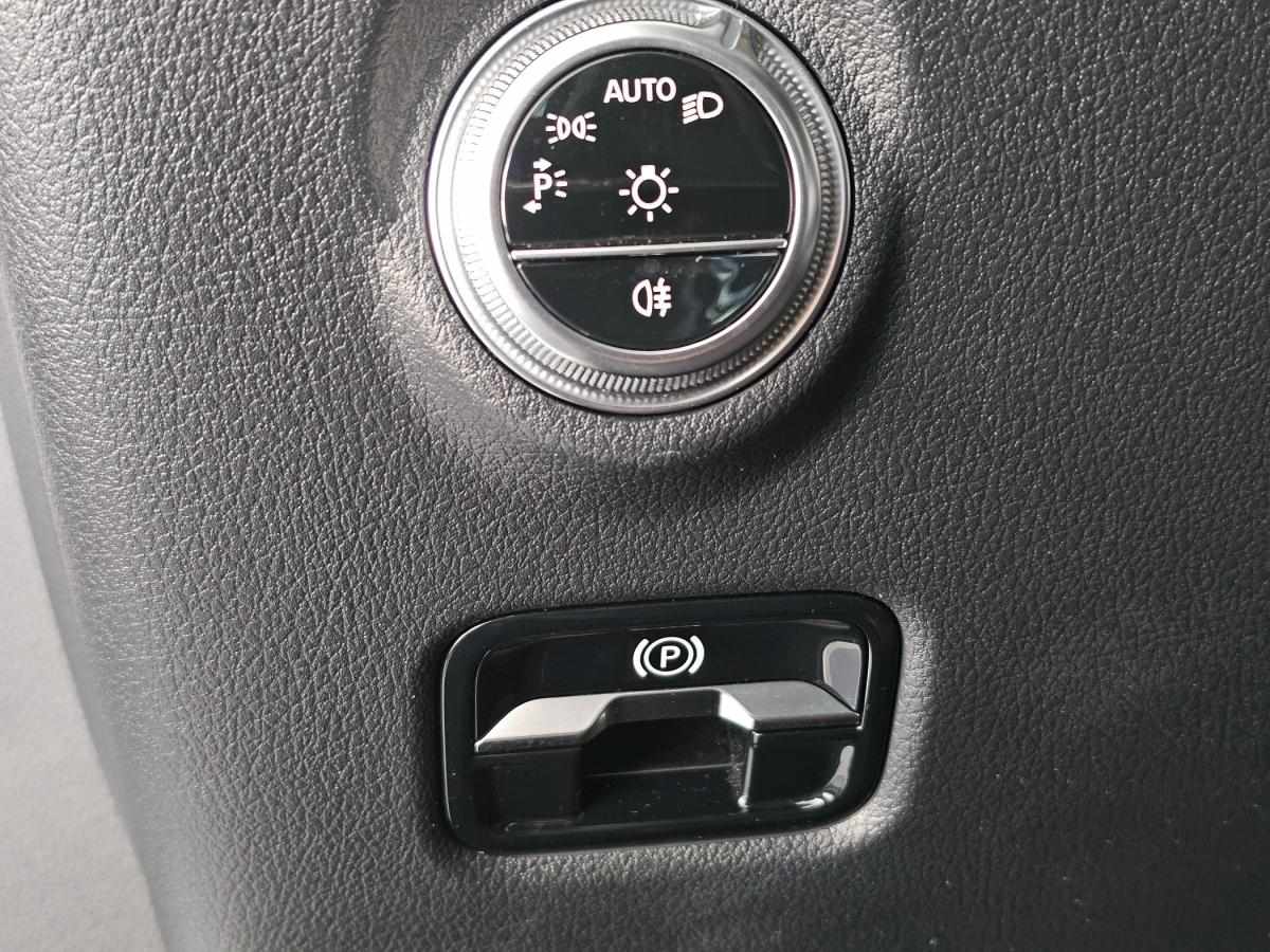 mercedes-benz-classe-c-2023-diesel-1993cc