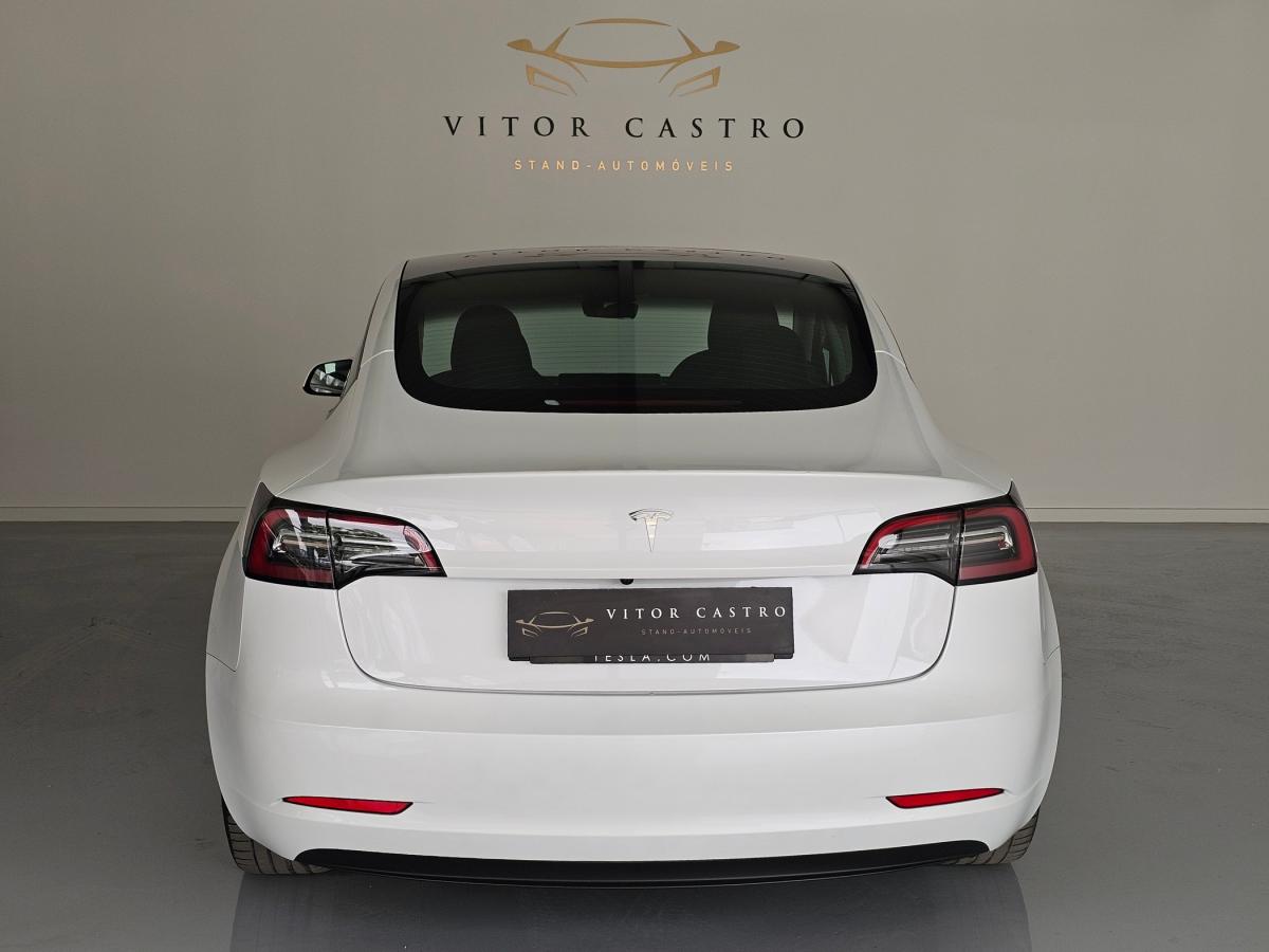tesla-model-3-2023-eletrico-500cc