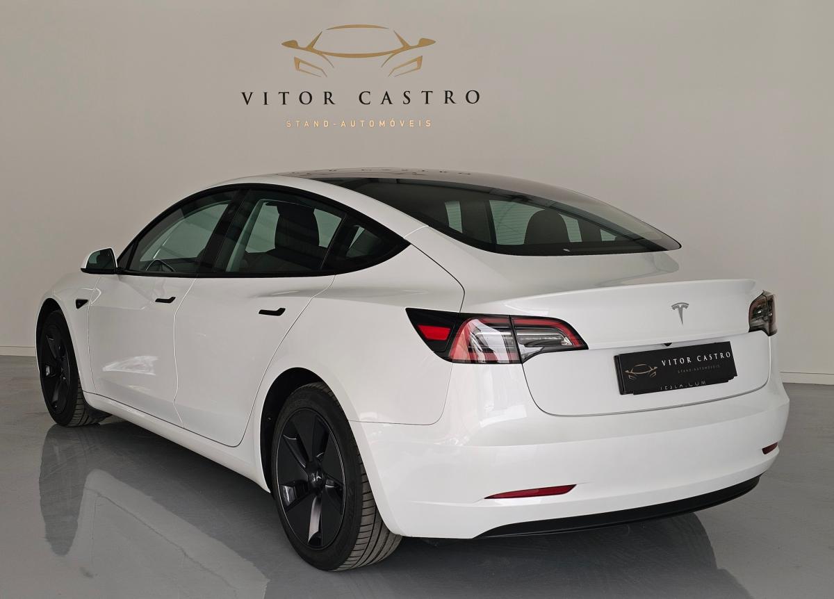 tesla-model-3-2023-eletrico-500cc