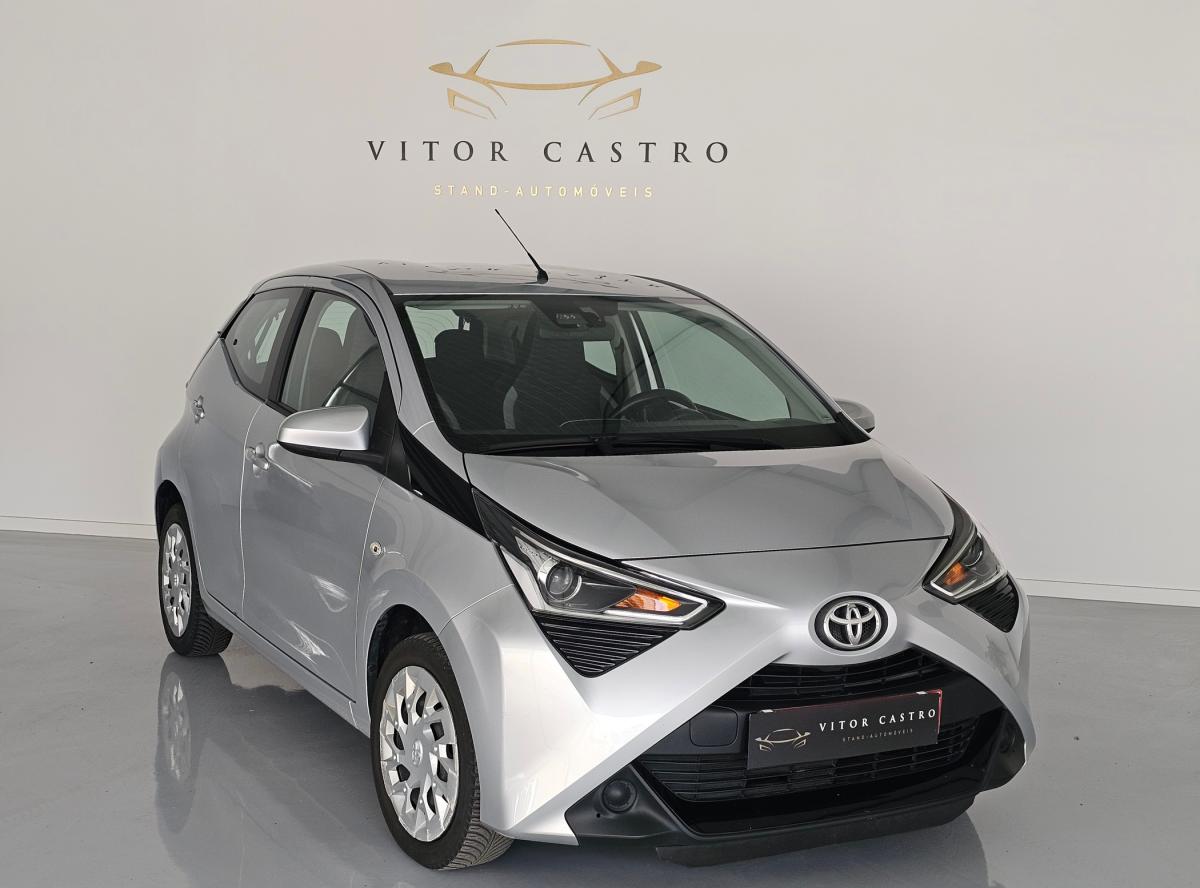toyota-aygo-x-2021-gasolina-998cc