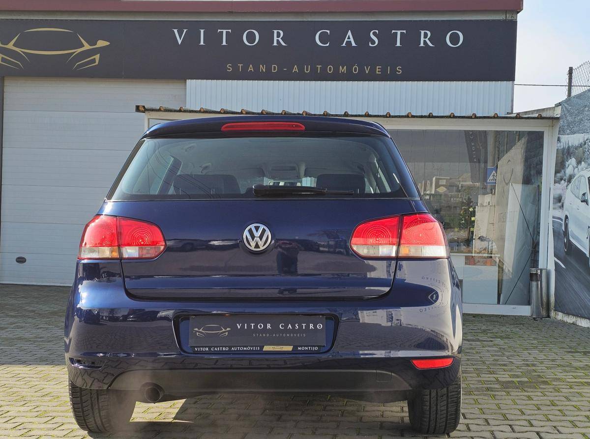 volkswagen-golf-2010-diesel-1598cc