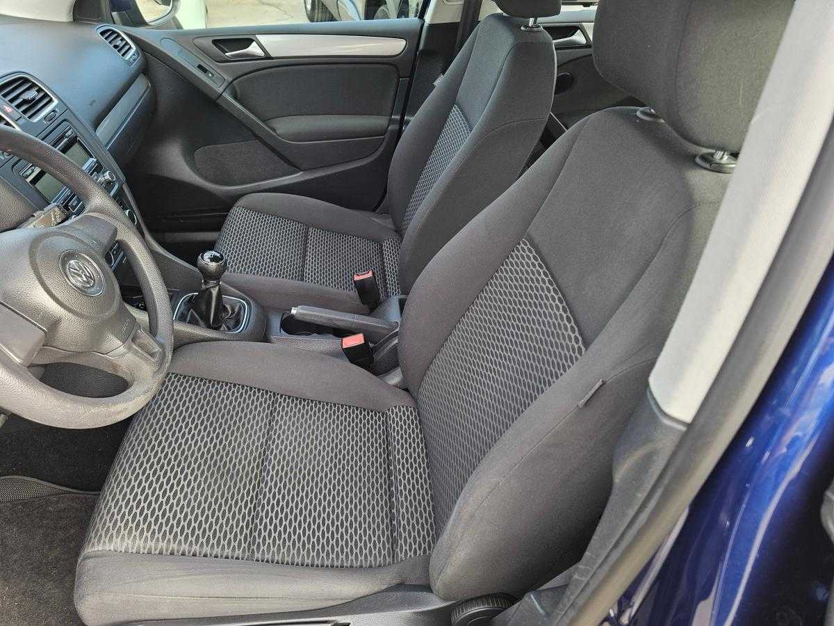 volkswagen-golf-2010-diesel-1598cc