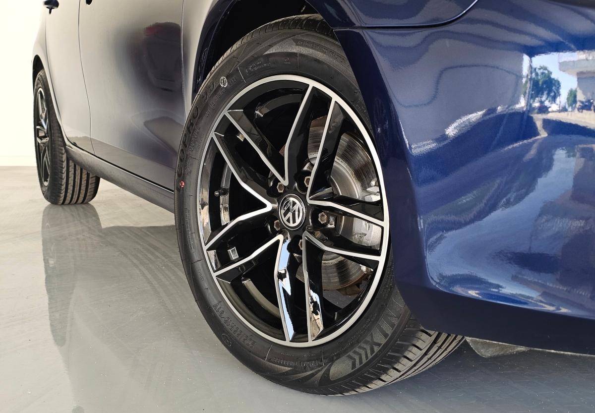 volkswagen-golf-2010-diesel-1598cc