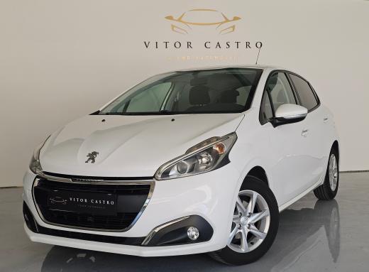 peugeot-208-2015-gasolina-1199cc