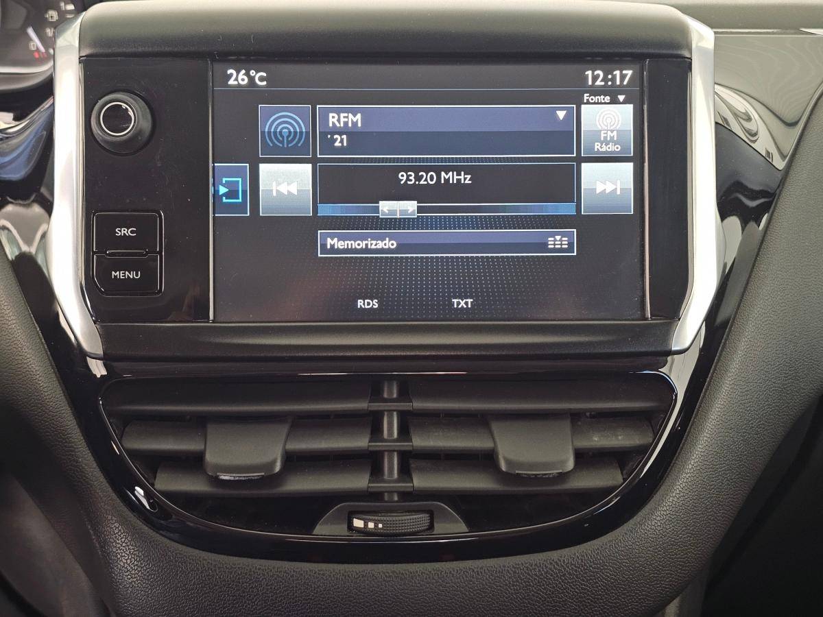 peugeot-208-2015-gasolina-1199cc