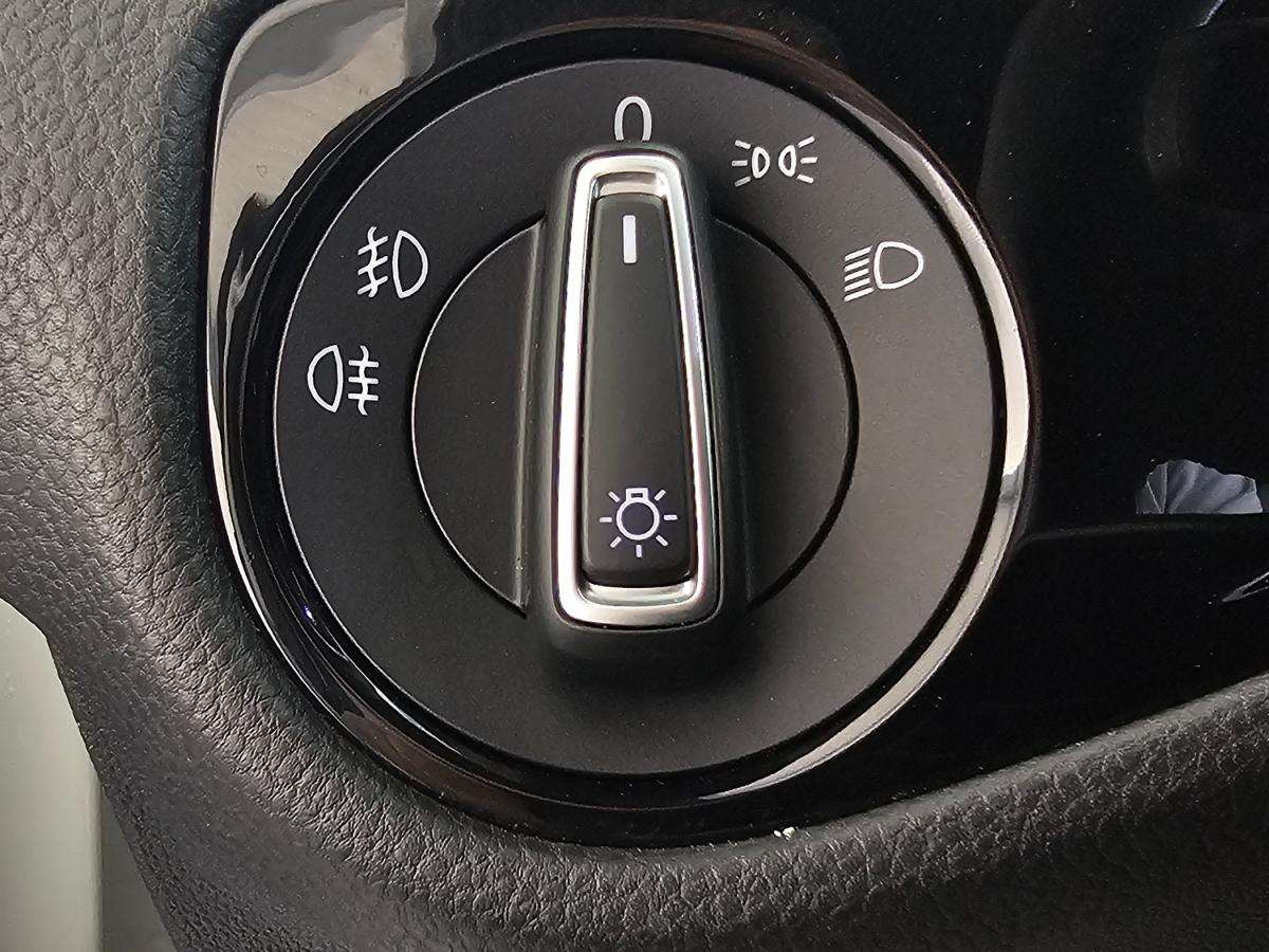 volkswagen-golf-2016-diesel-1598cc