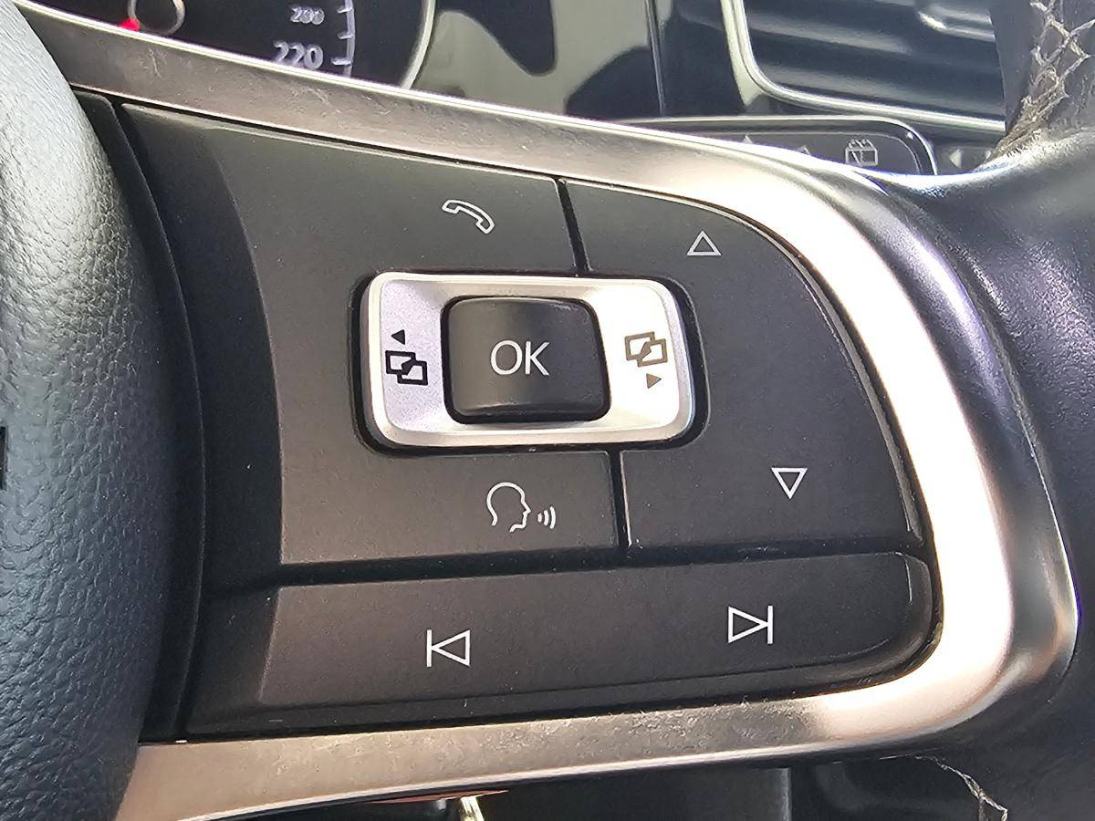 volkswagen-golf-2016-diesel-1598cc