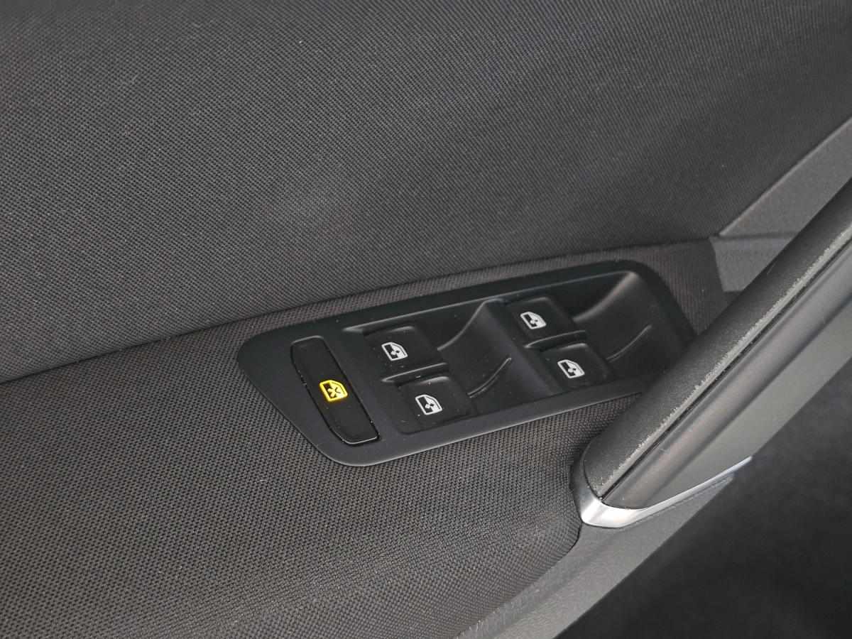 volkswagen-golf-2016-diesel-1598cc