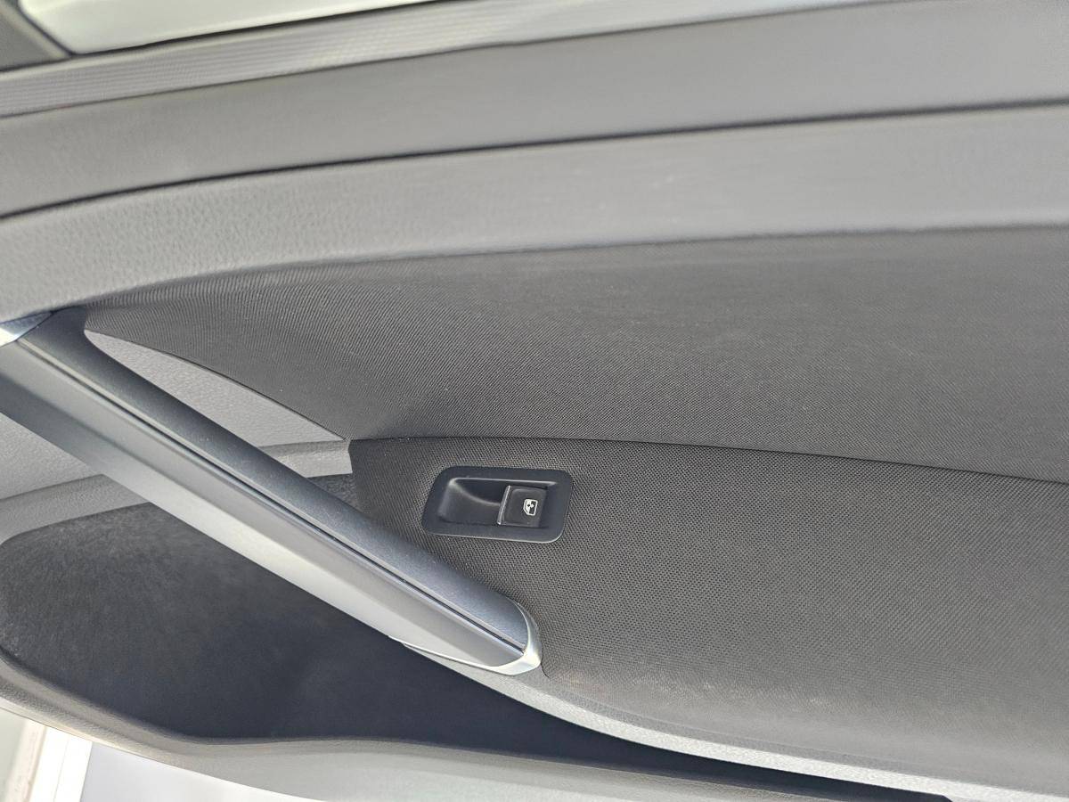 volkswagen-golf-2016-diesel-1598cc