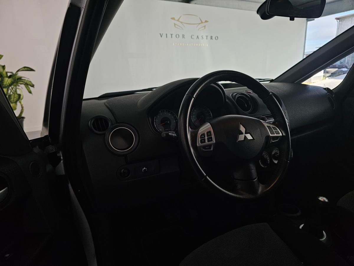 mitsubishi-colt-2013-gasolina-1332cc