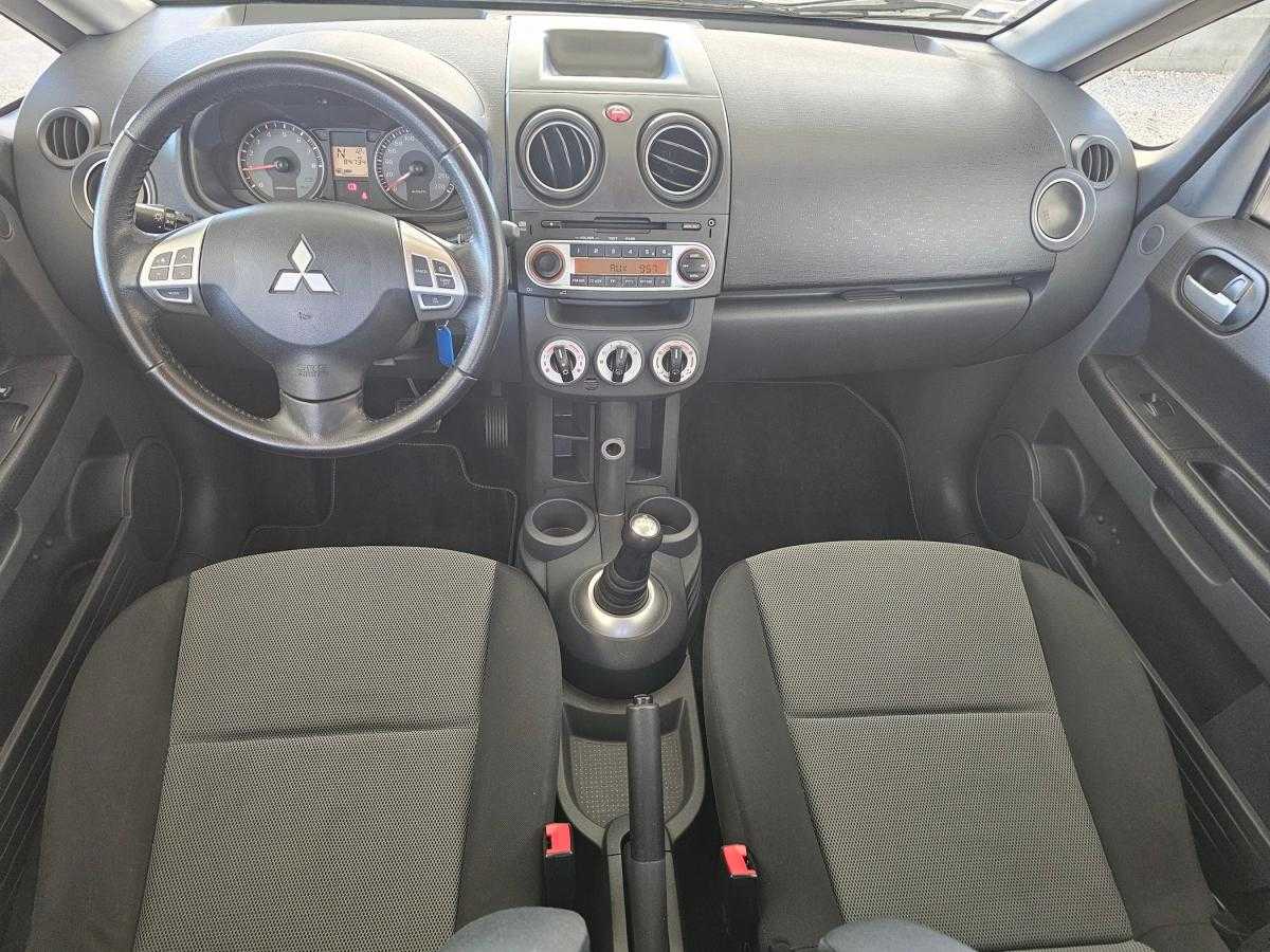 mitsubishi-colt-2013-gasolina-1332cc