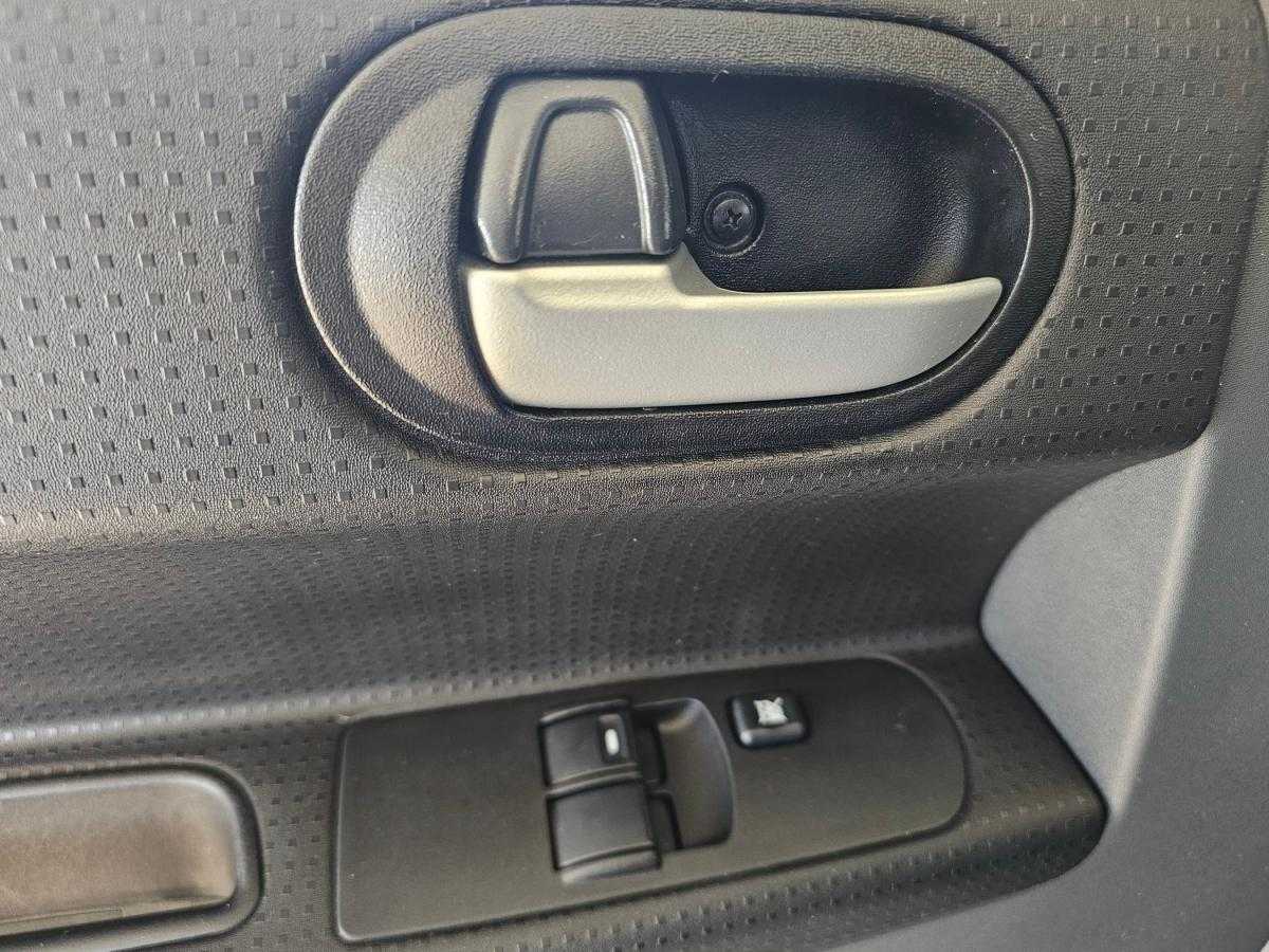 mitsubishi-colt-2013-gasolina-1332cc