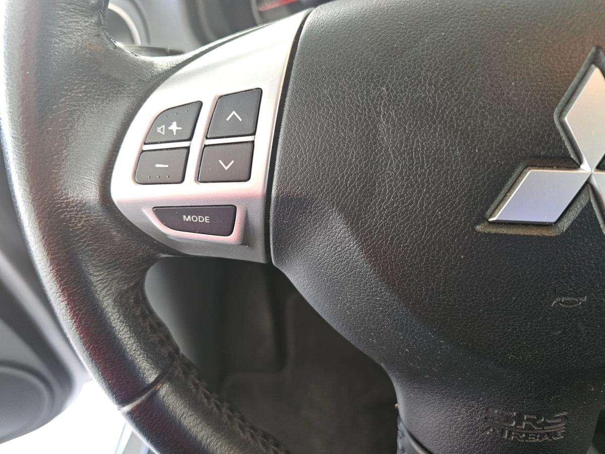 mitsubishi-colt-2013-gasolina-1332cc