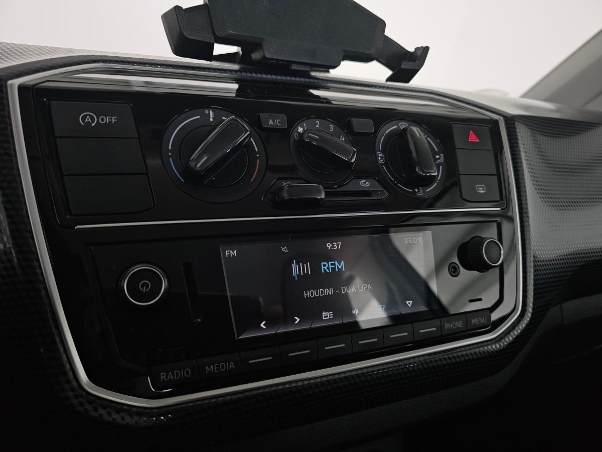 volkswagen-up-2019-gasolina-999cc