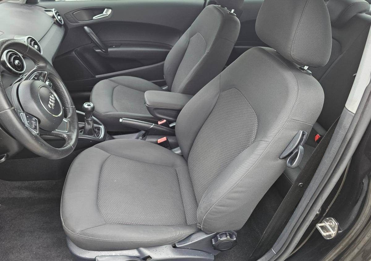 audi-a1-2011-diesel-1598cc