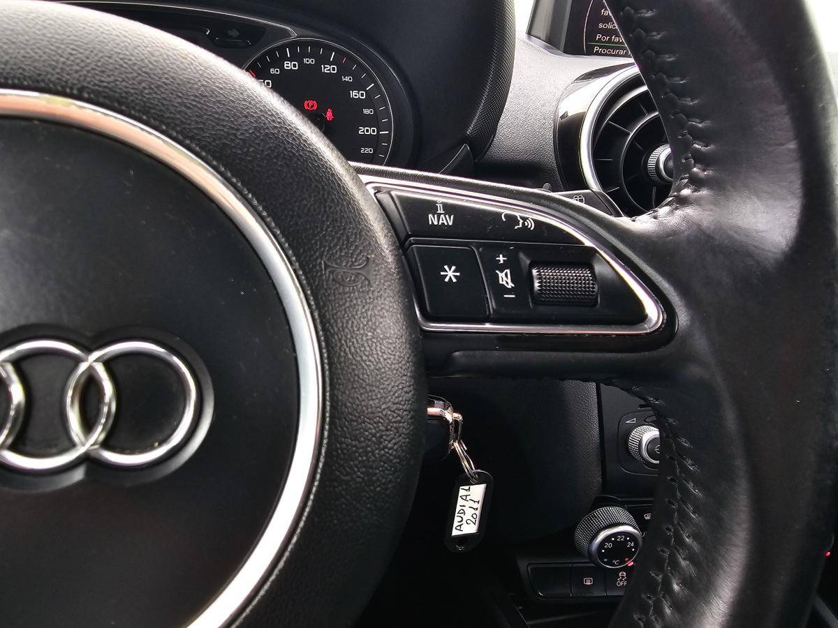 audi-a1-2011-diesel-1598cc