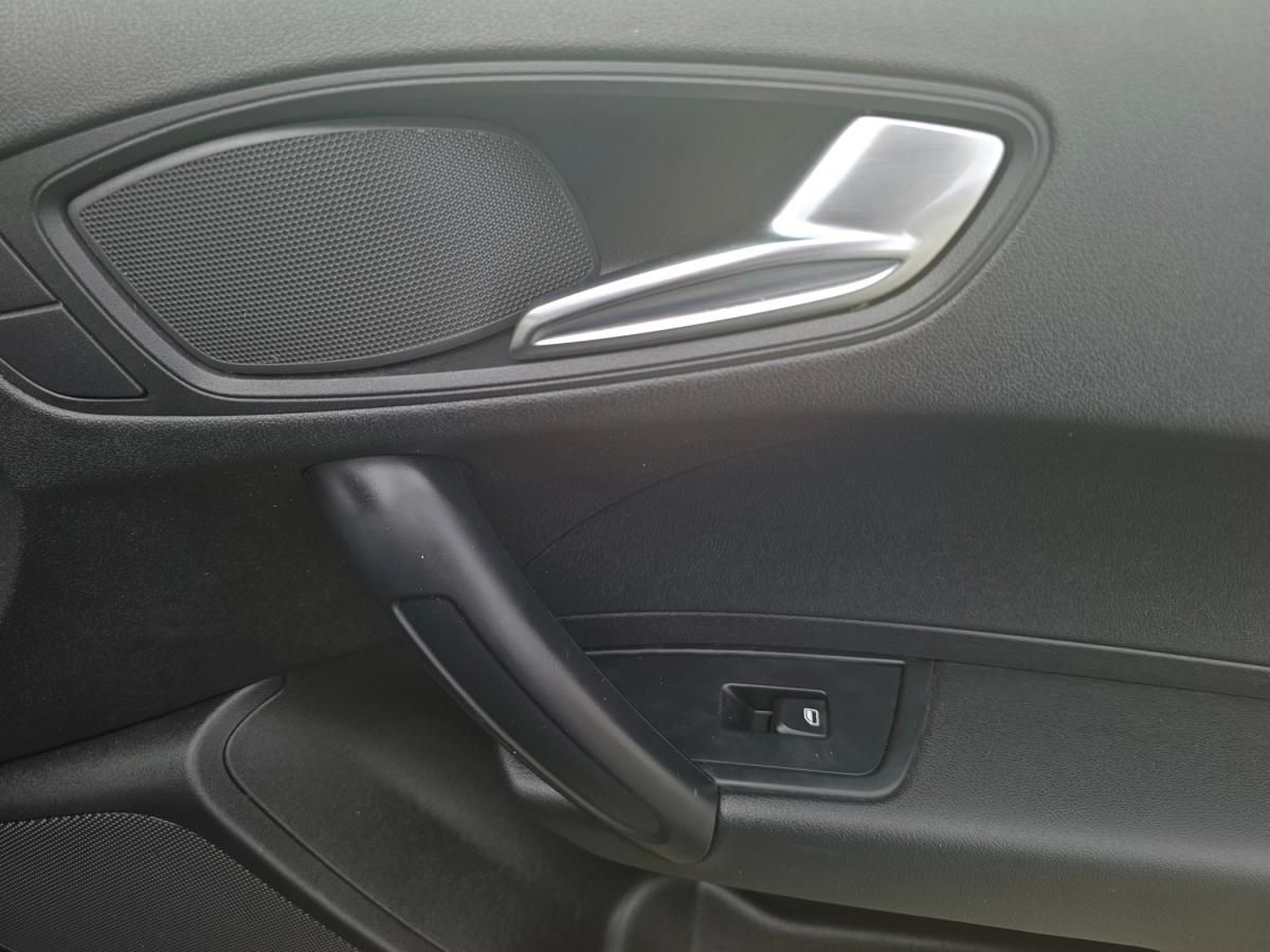 audi-a1-2011-diesel-1598cc