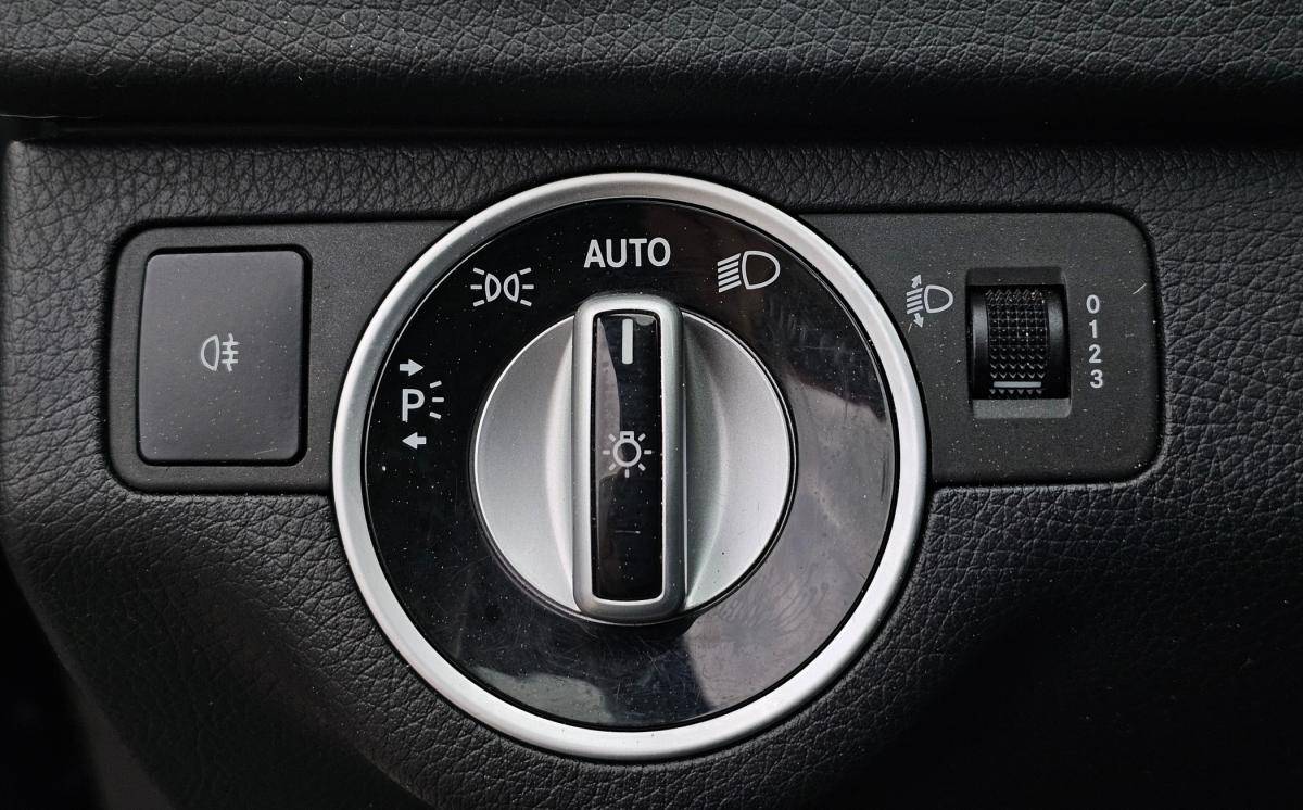 mercedes-benz-classe-c-2012-diesel-2143cc