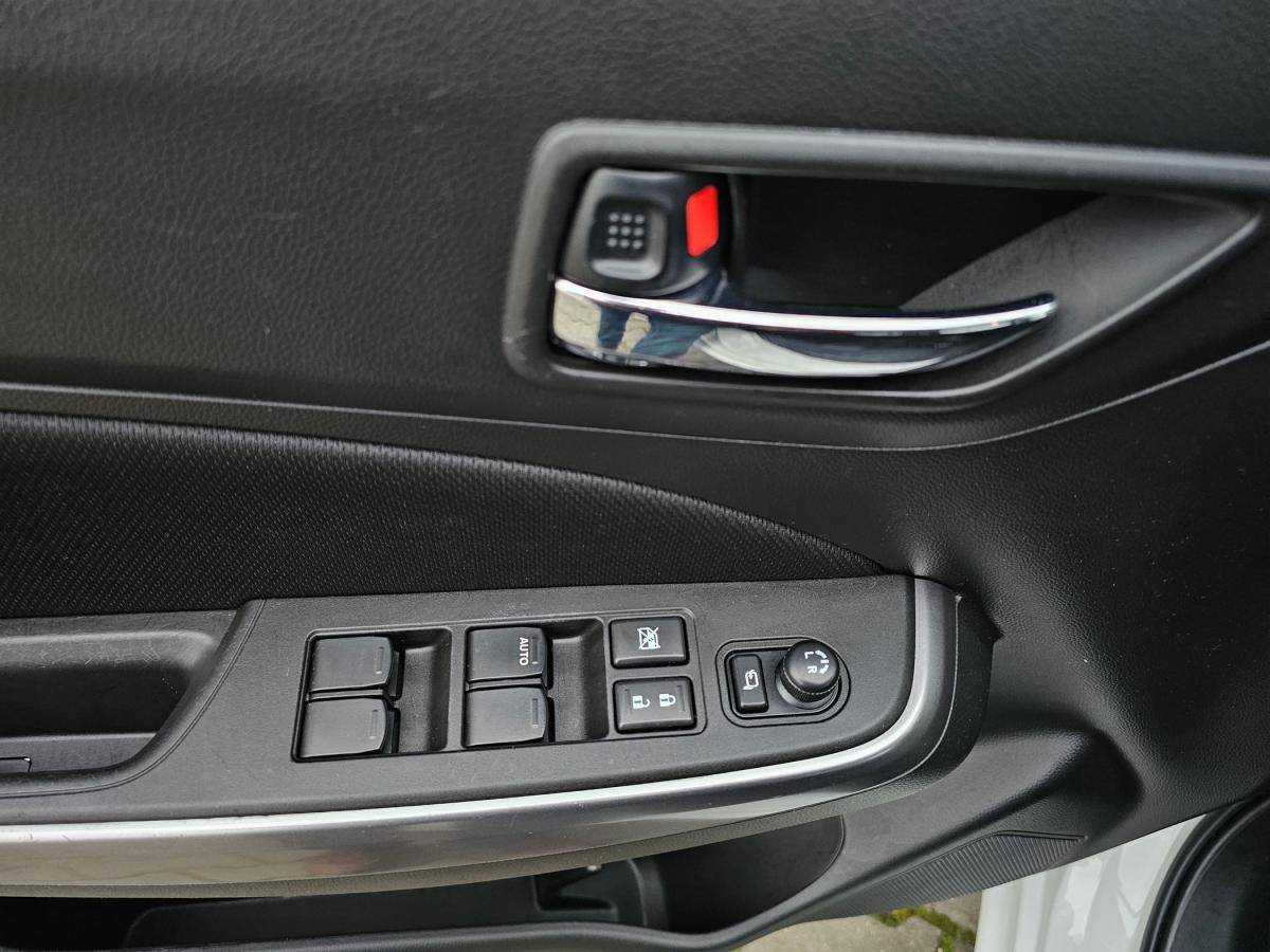suzuki-swift-2023-gasolina-1197cc