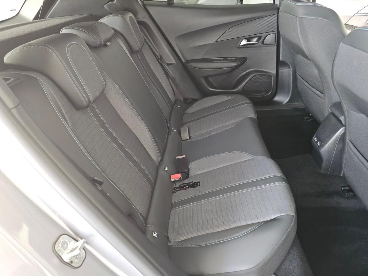 peugeot-2008-2022-gasolina-1199cc