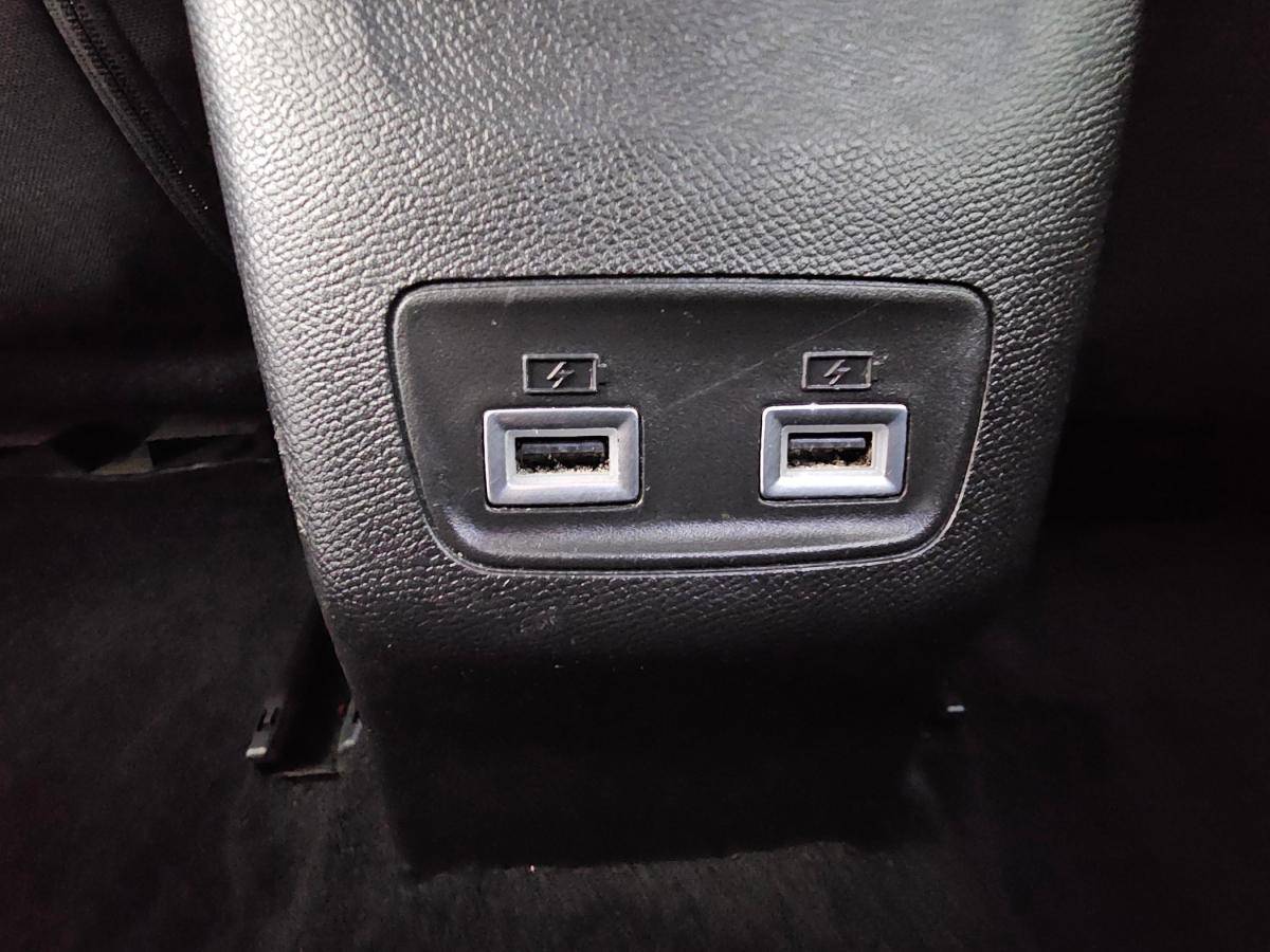 peugeot-2008-2022-gasolina-1199cc