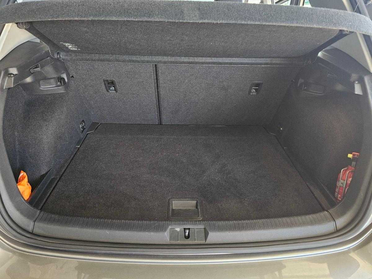 volkswagen-golf-2013-diesel-1598cc